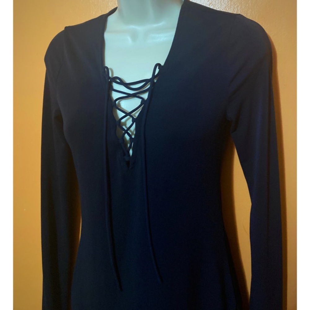 Final Price Navy Lace Up Top - Picture 4 of 6